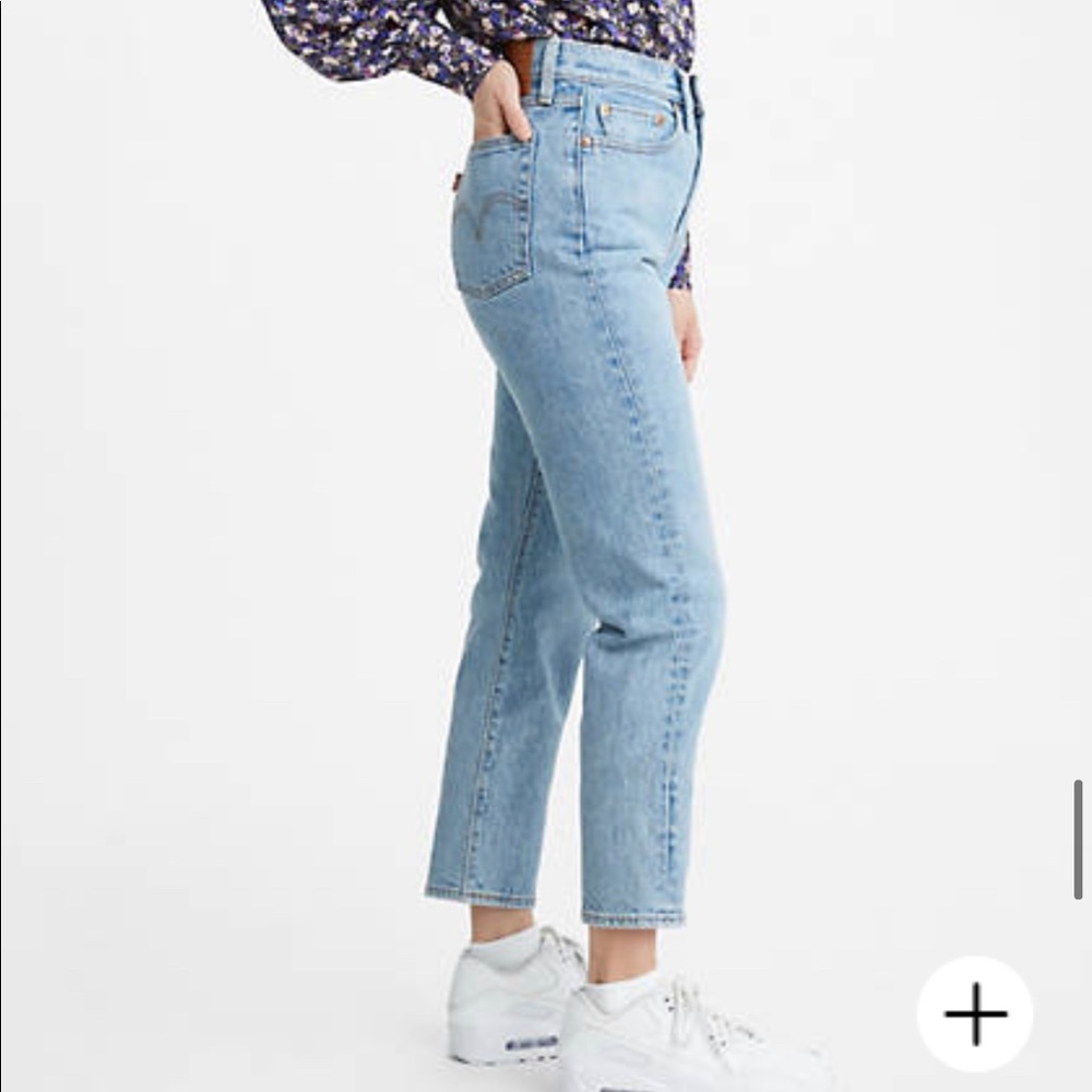Levi’s Wedgie Ankle Jeans